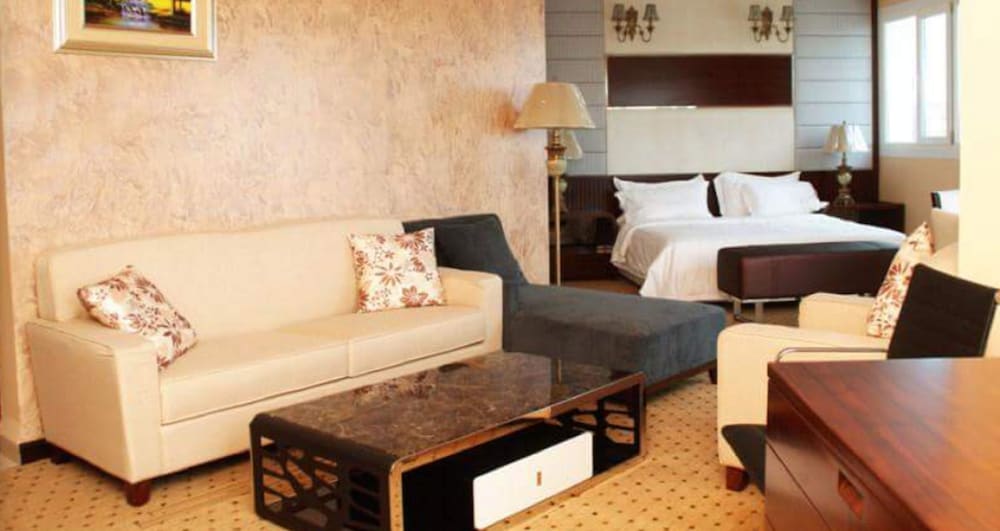 Hotel El Khayem 24/32