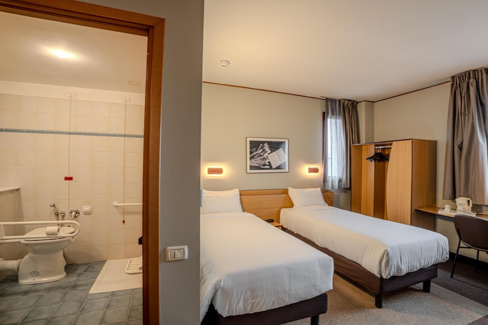 Tulip Inn Torino Sud 22/48