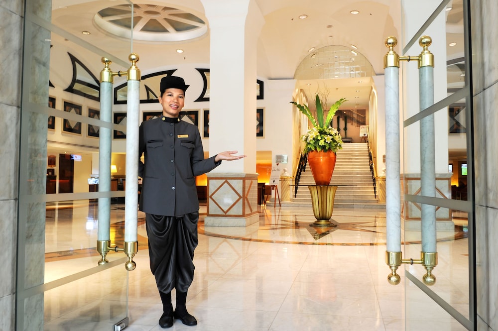 Rembrandt Hotel Bangkok (Sukhumvit Soi 18) 20/84