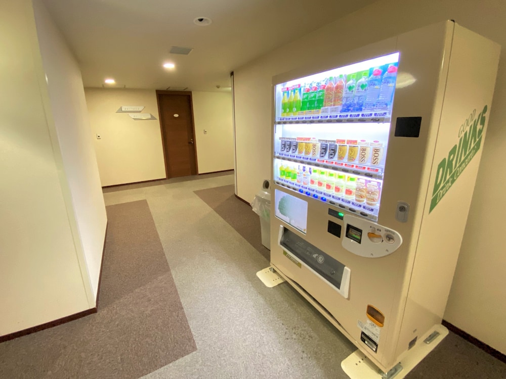 Hotel 1 2 3 Kokura 12/68