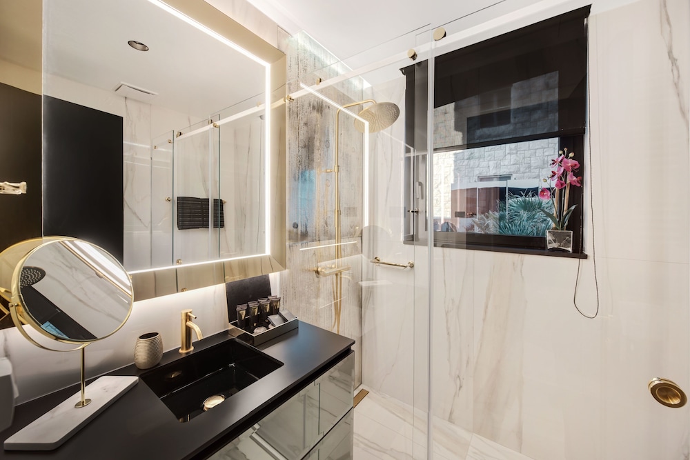 All Suites Hotel Posh 21/65