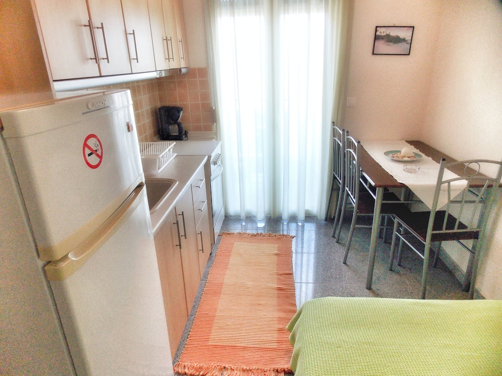 Nikos Apartments 23/33