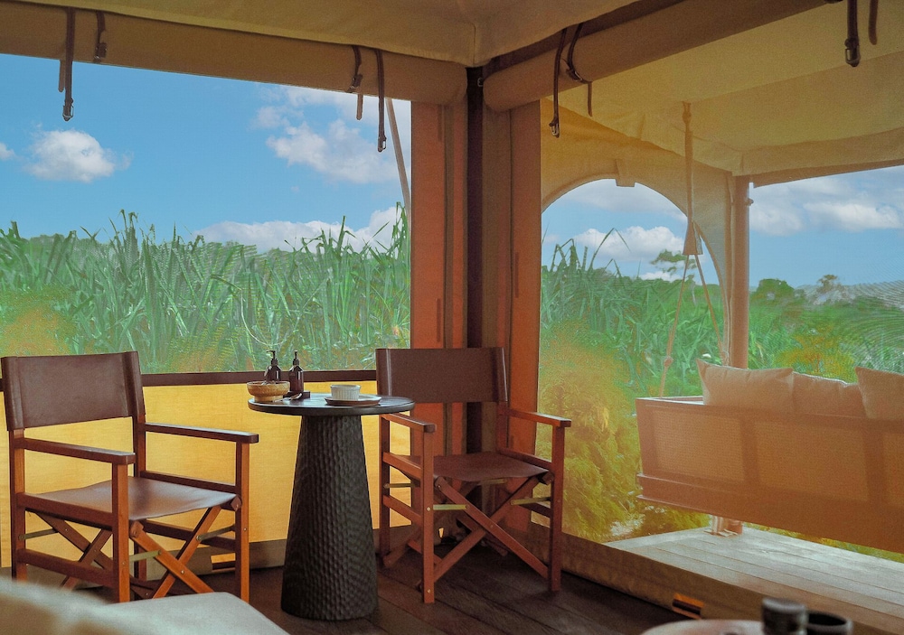 ARNA Suites and Ocean Lounge 21/46