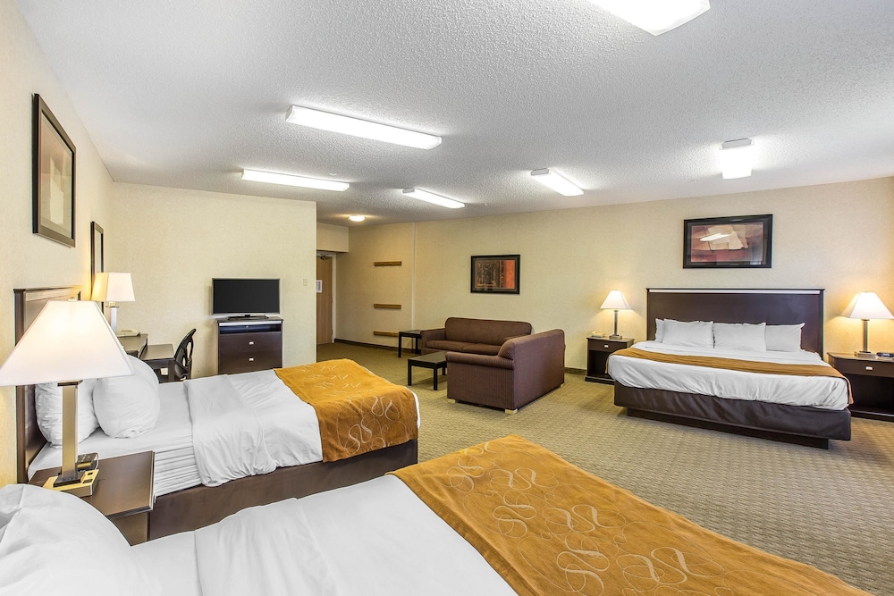 Comfort Suites Summit County Dillon, CO 13/37