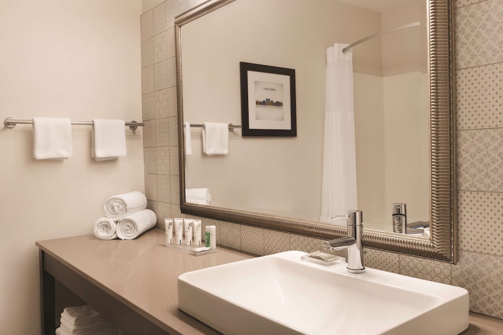 Country Inn & Suites By Radisson Green Bay North Wi 12/36