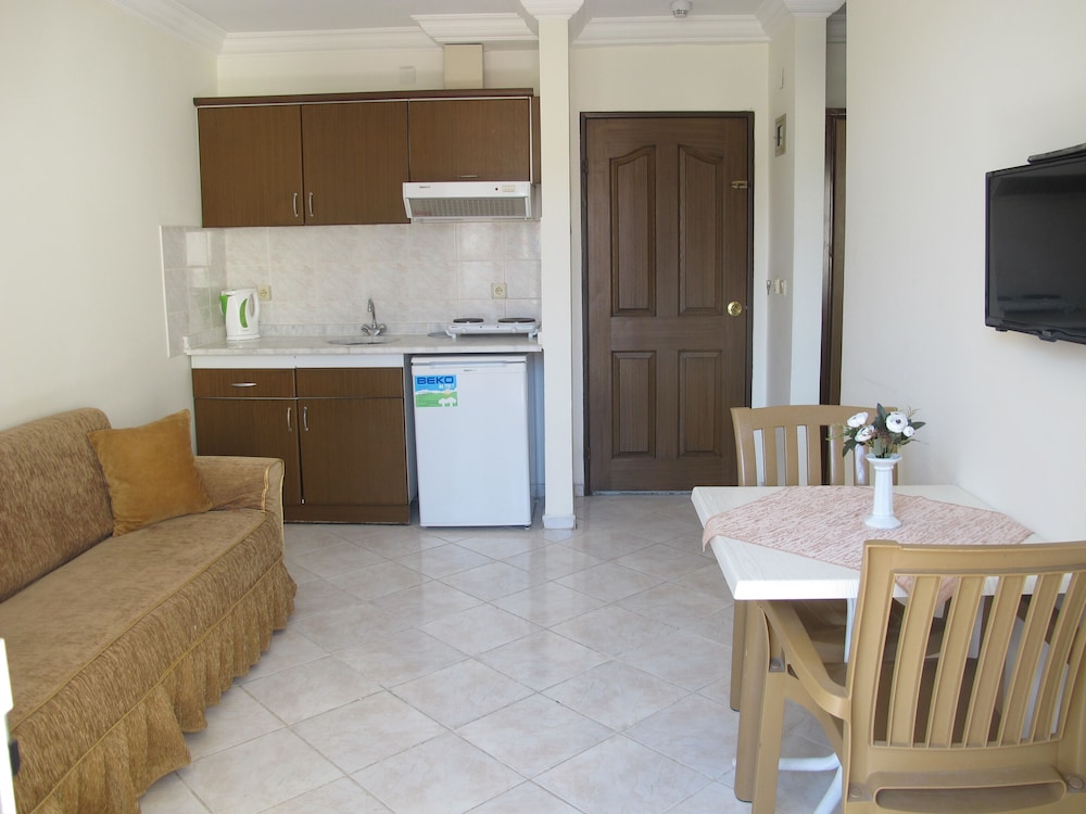 Liman Apartment 15/59