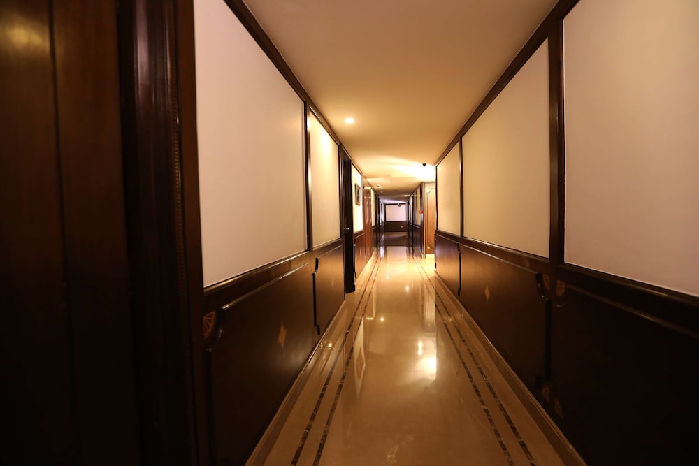 Shravanthi Sarovar Portico Bengaluru 25/50