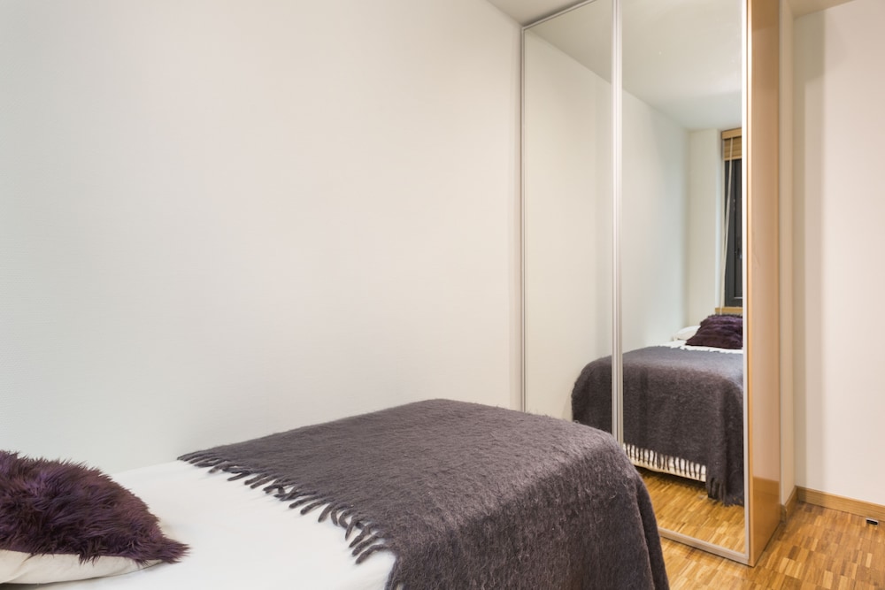 My Space Barcelona Executive Apartments 16/50