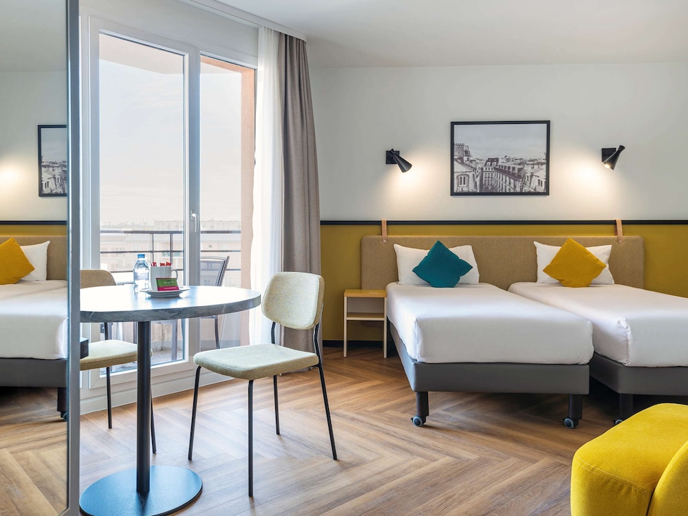 Adagio Paris Montrouge 23/64