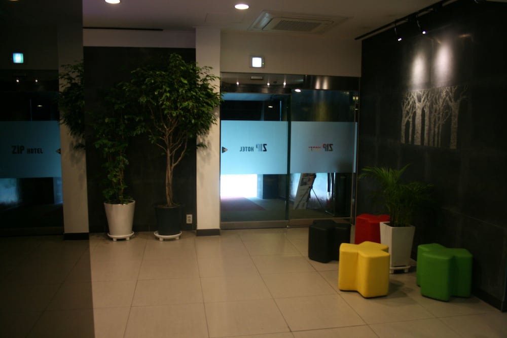 Zip Hotel 38/48