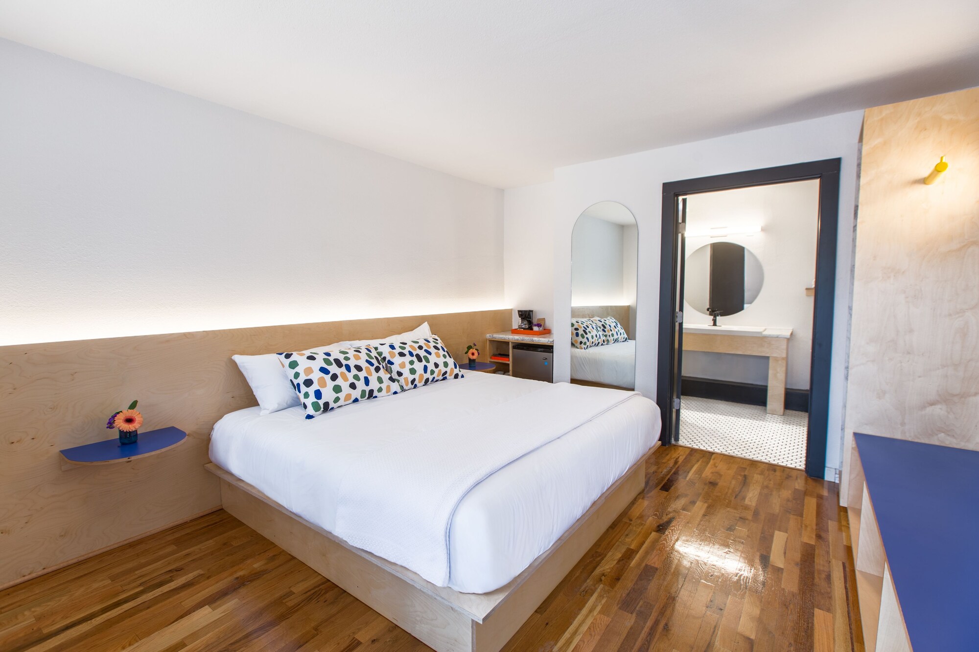 room, 2 queen beds