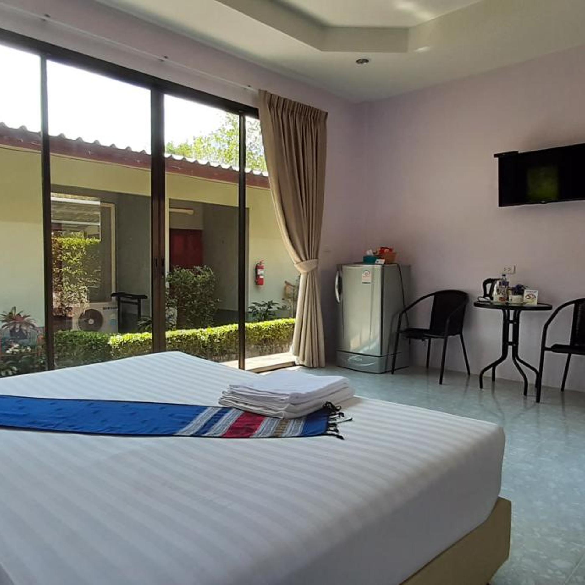 Phuket Sirinapha Resort 19/50