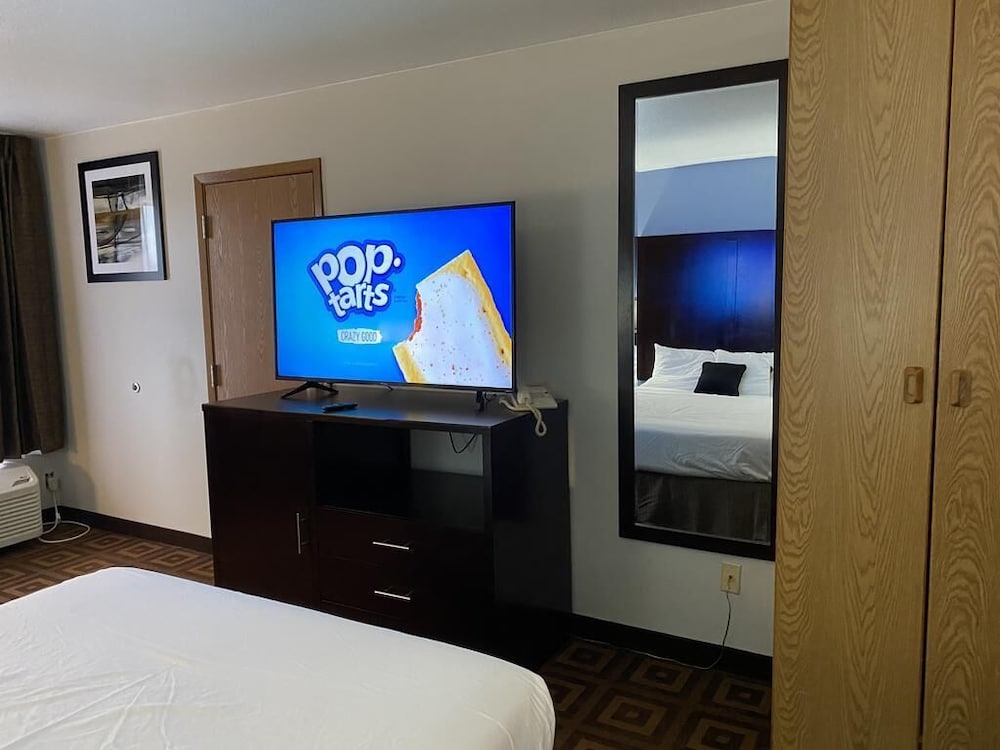 Red Lion Inn & Suites Post Falls 3/14