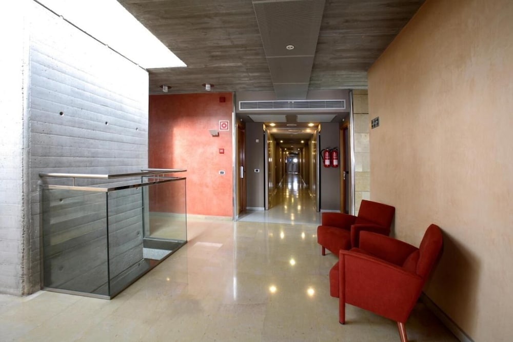 Granollers Hotel 3/23