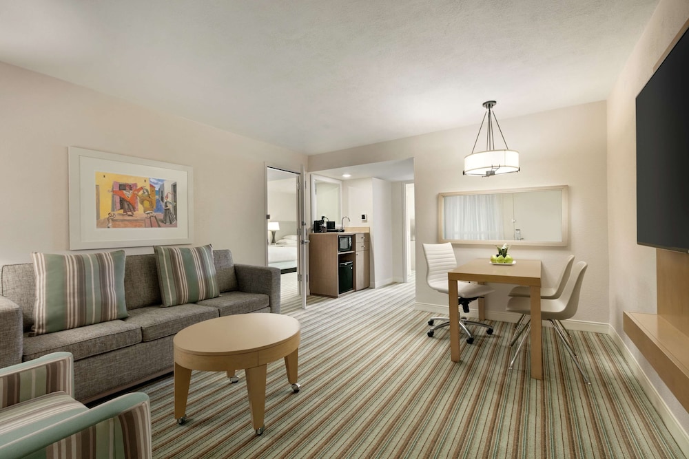 Embassy Suites by Hilton San Juan Hotel & Casino 23/41