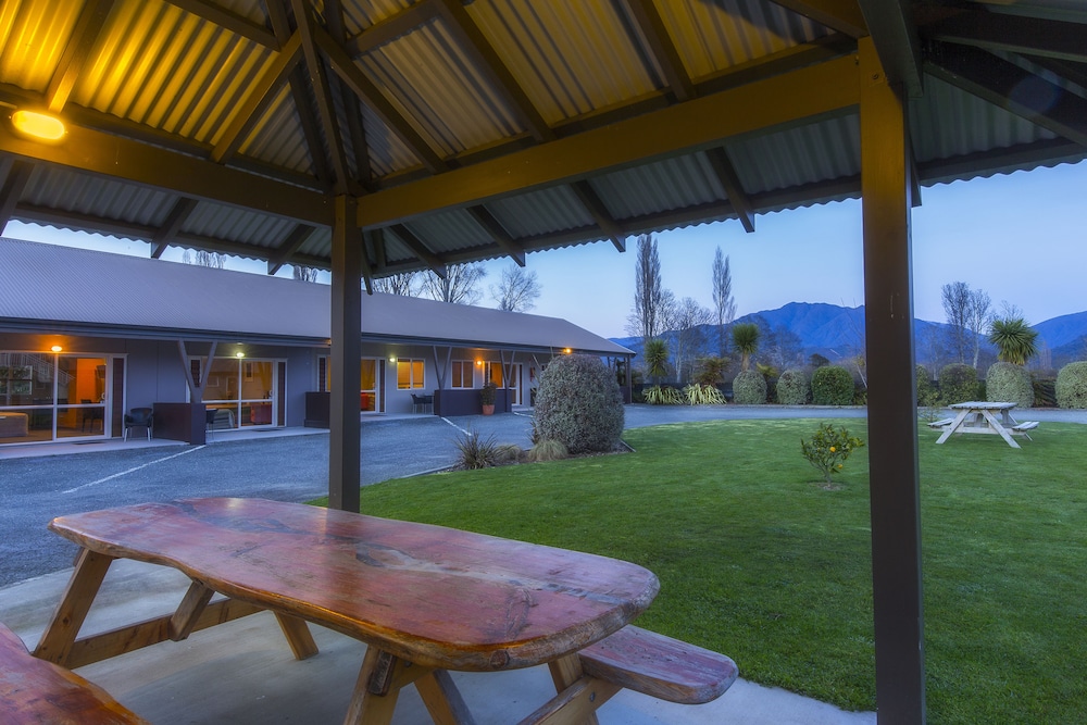 MOHUA MOTELS 31/52