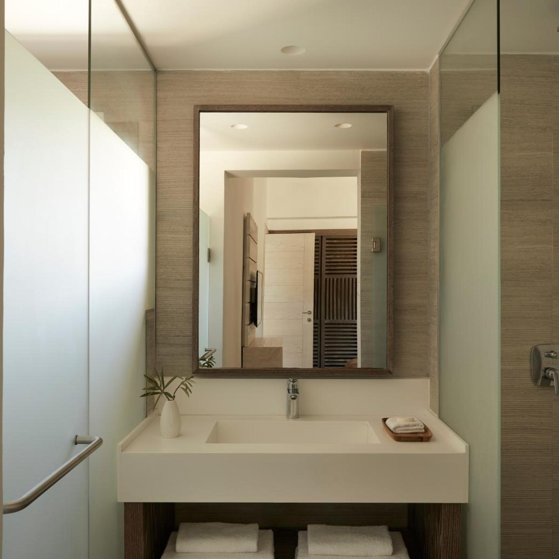 Swim Up, Junior Suite, Bungalow, Bungalow Area، Mare Ayia Napa 2/5