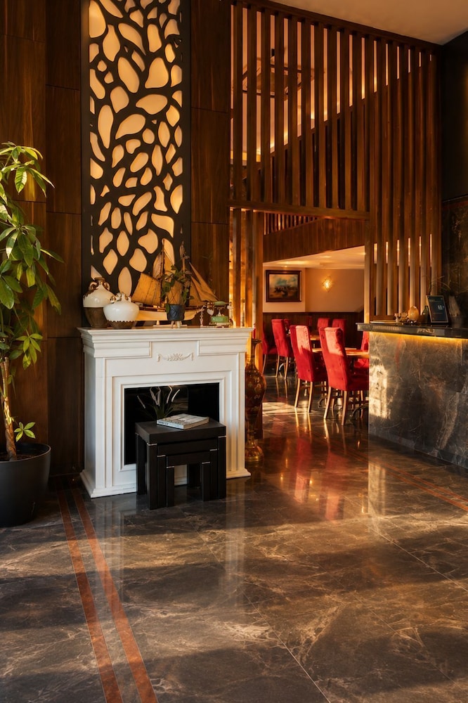 Classes Boutique Hotel 11/67