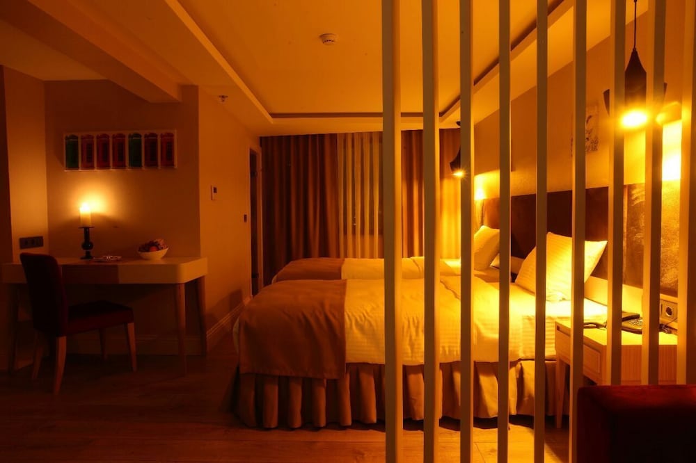 Carina Park Suites 24/32