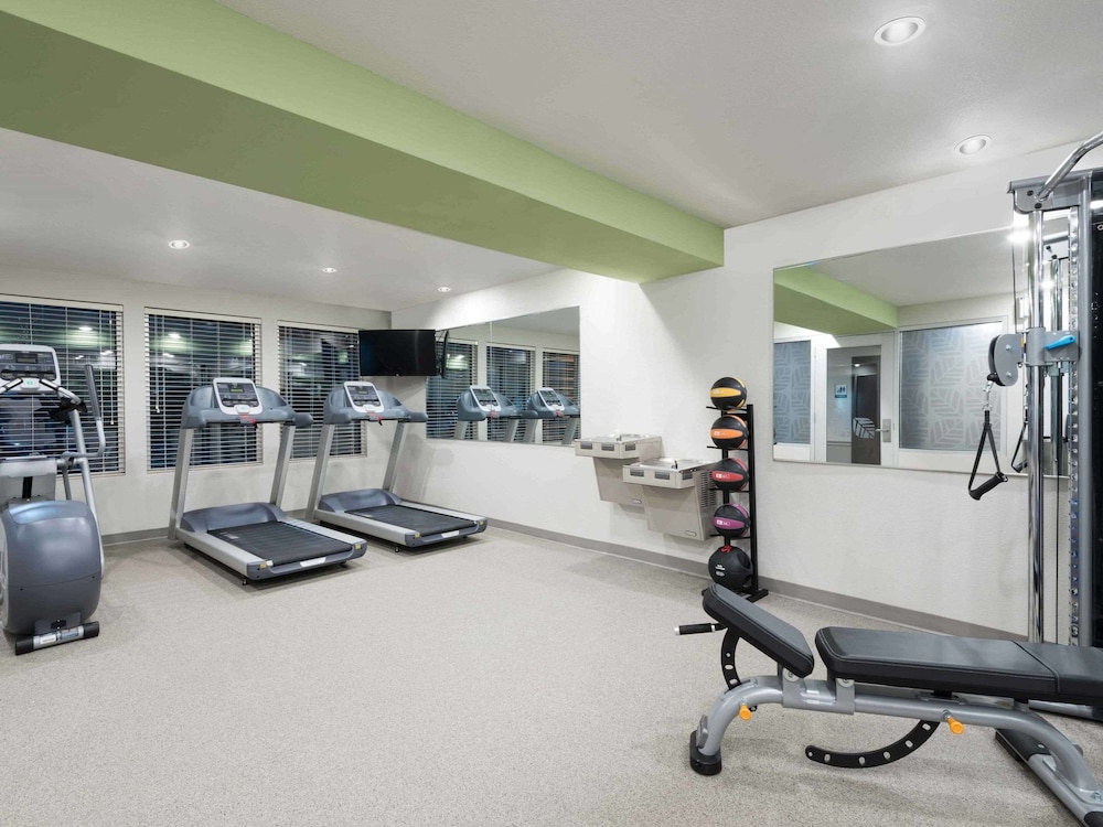 WoodSpring Suites Rockwall-East Dallas 30/43