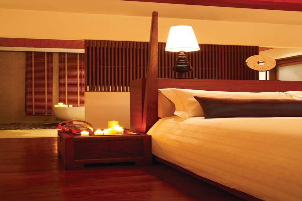Jacuzzi Suite