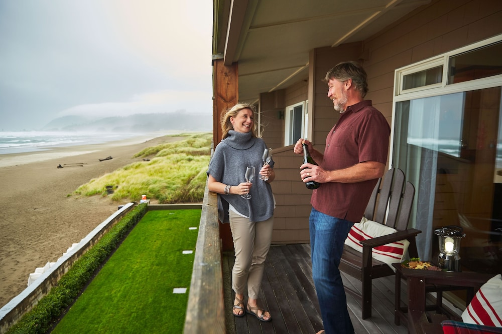 Surfsand Resort 3/50