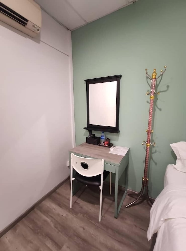 K2 Guest House 60/69