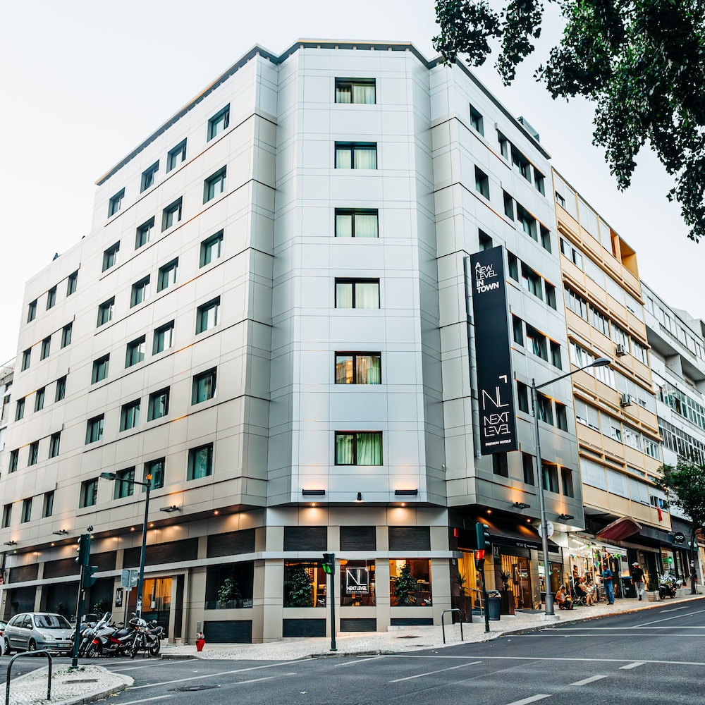 Next Level Premium Hotel 4/60