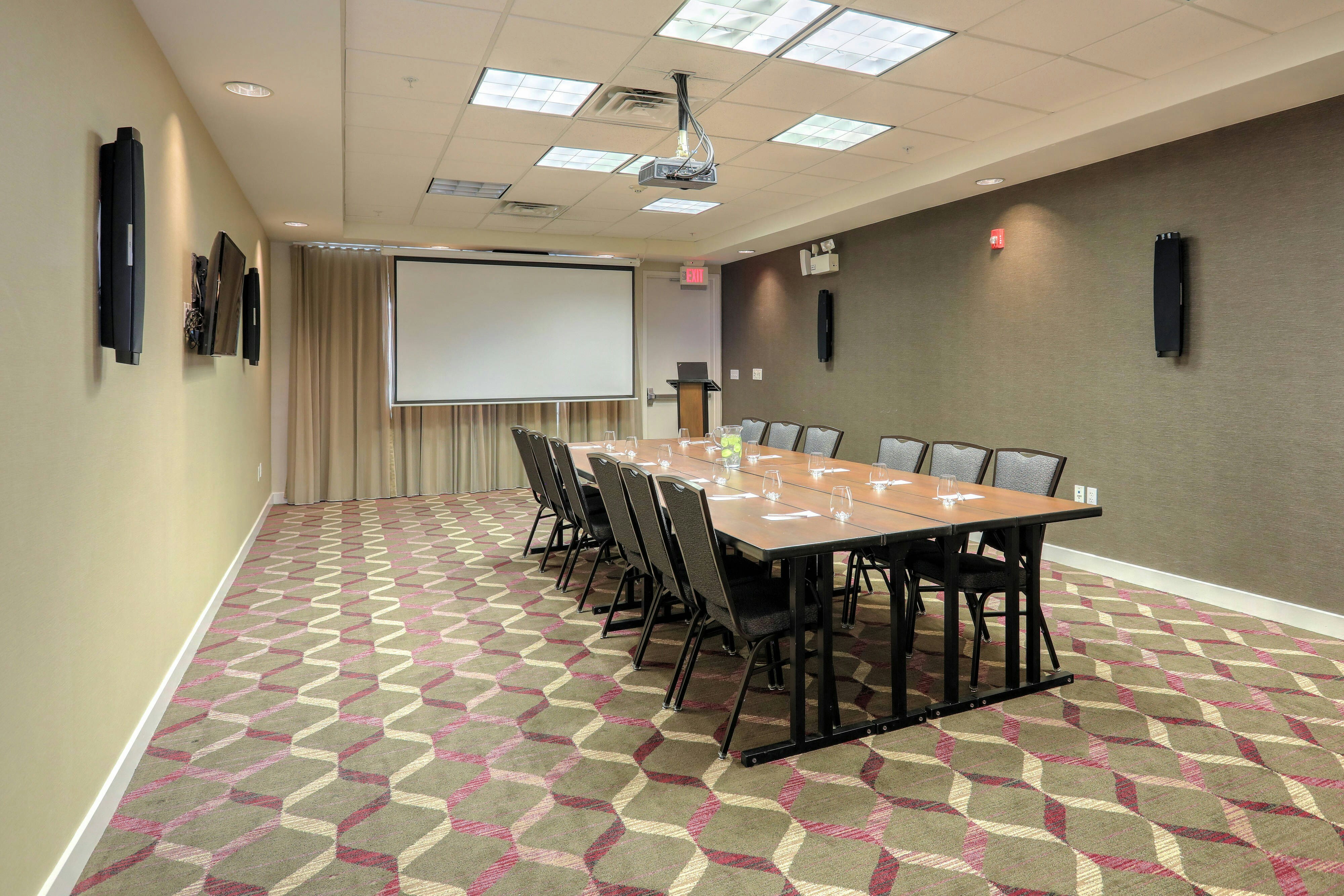 Residence Inn Woodbridge Edison/Raritan Center 39/48