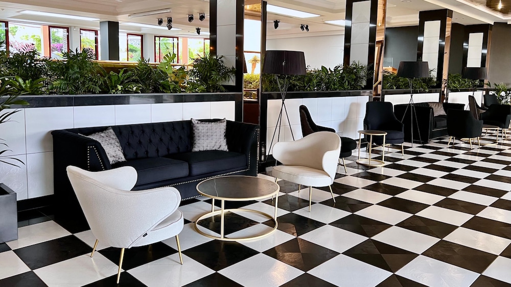 Hotel Puerto Palace 60/79