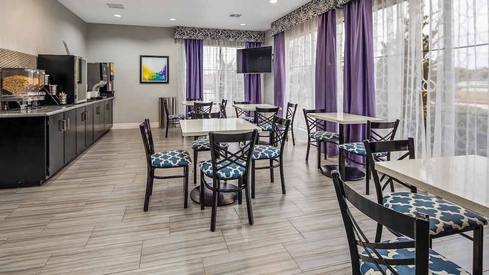 Best Western Executive Inn Corsicana 21/25