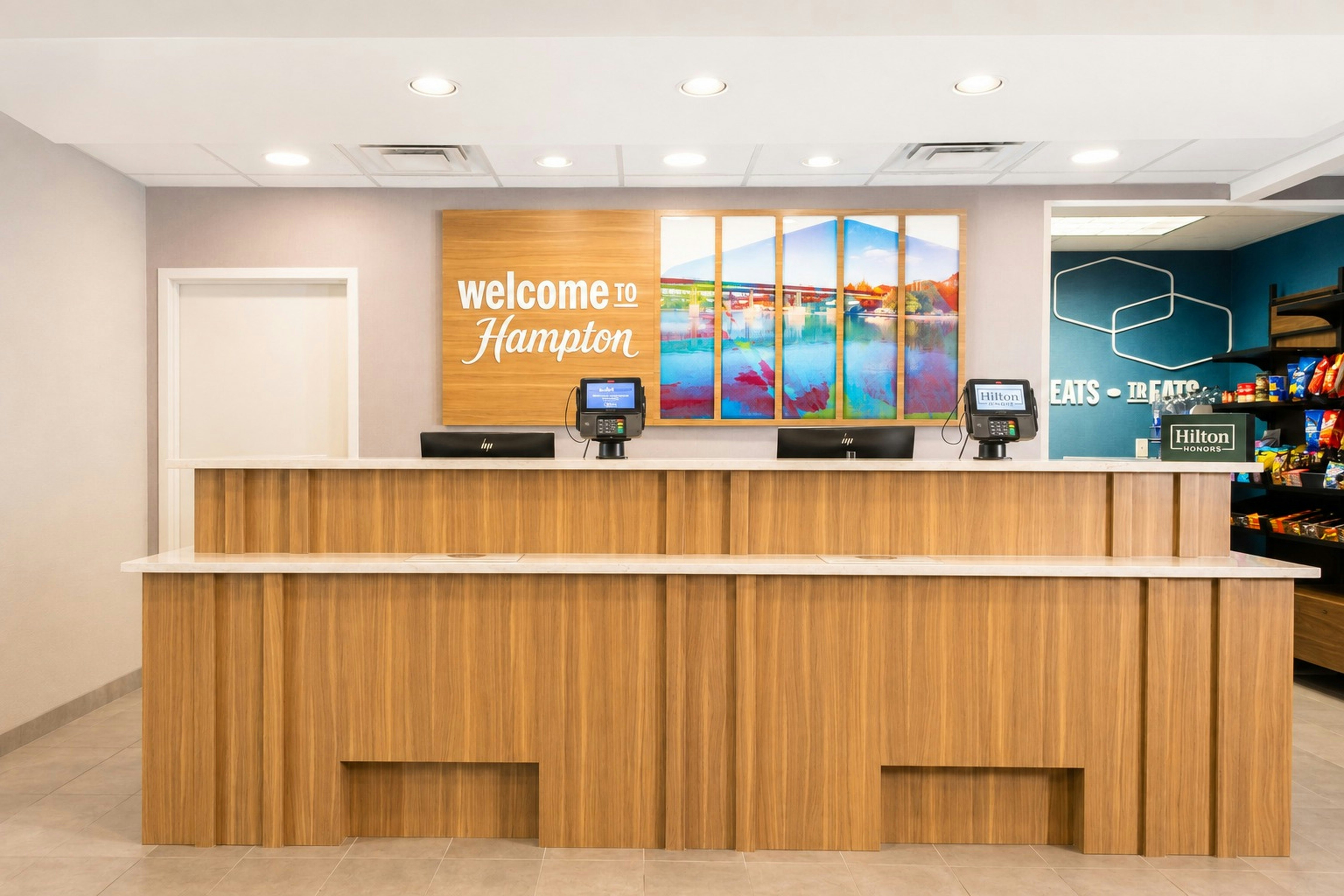 Hampton Inn Chicago Saint Charl 5/43