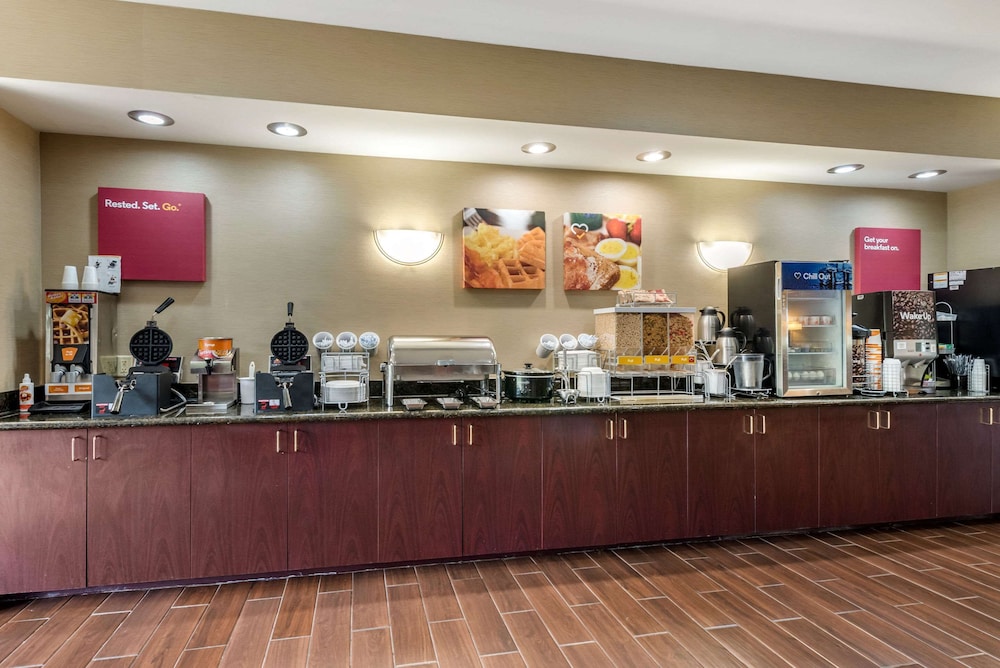 Comfort Suites Dayton-Wright Patterson photo5