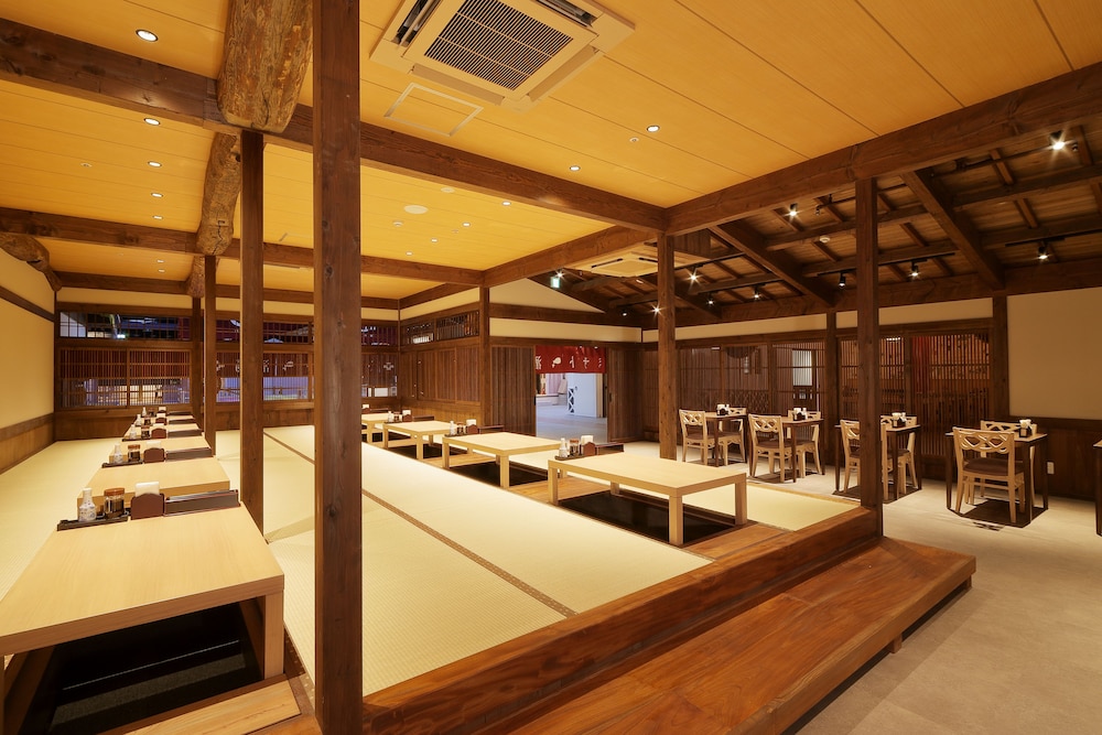 International Resort Hotel Yurakujo 29/50