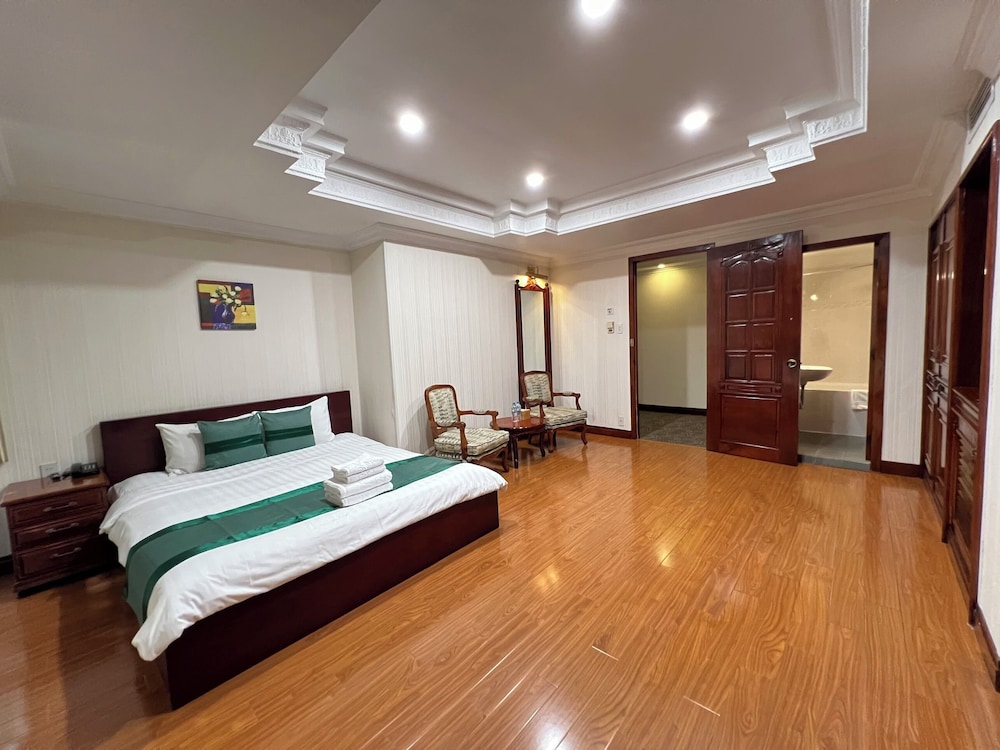 Riverside Hotel Saigon 20/42