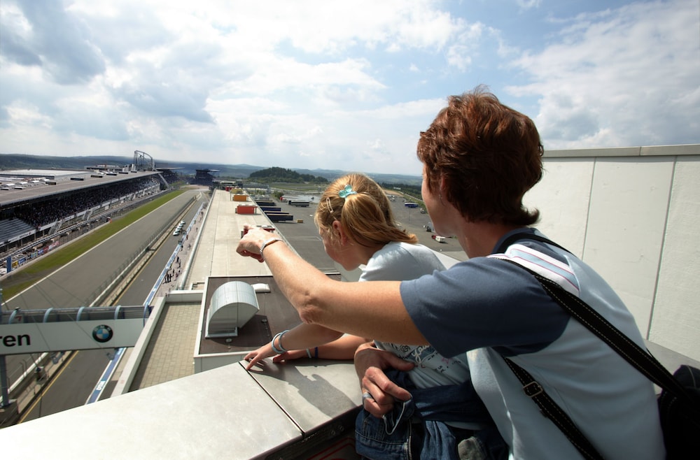 Lindner Hotel Nurburgring Motorsport, Part of JDV by Hyatt 18/34