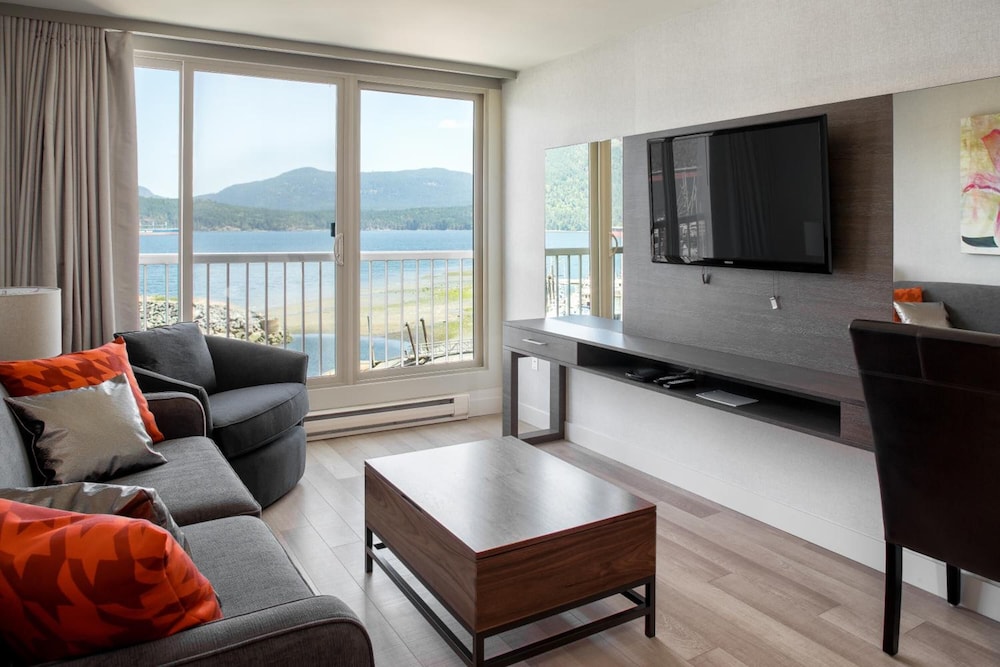 Oceanfront Suites At Cowichan Bay 32/63