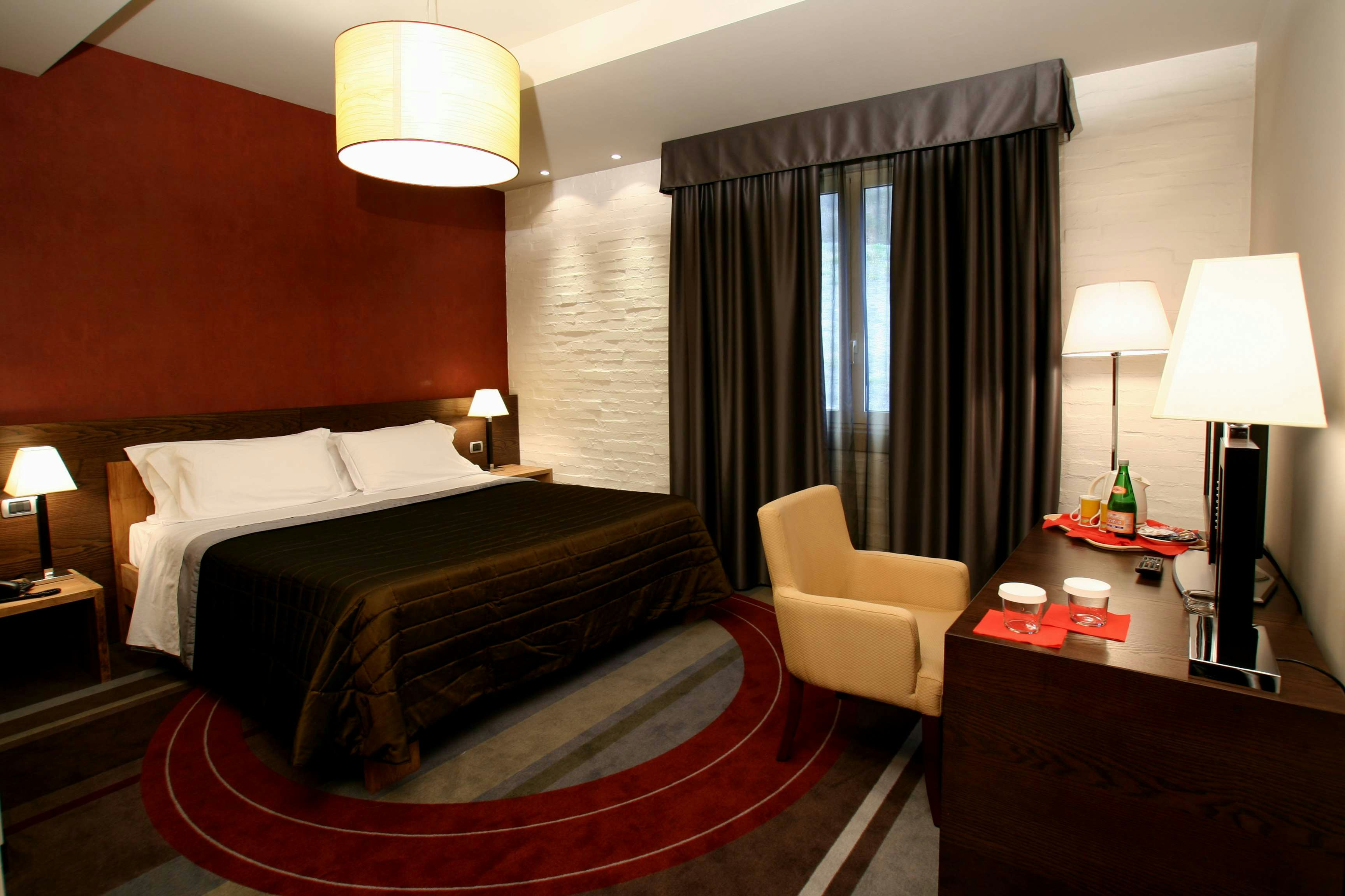 Admiral Park Hotel 8/52
