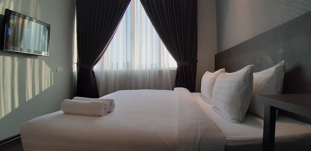 Miico Hotel Mount Austin 37/58