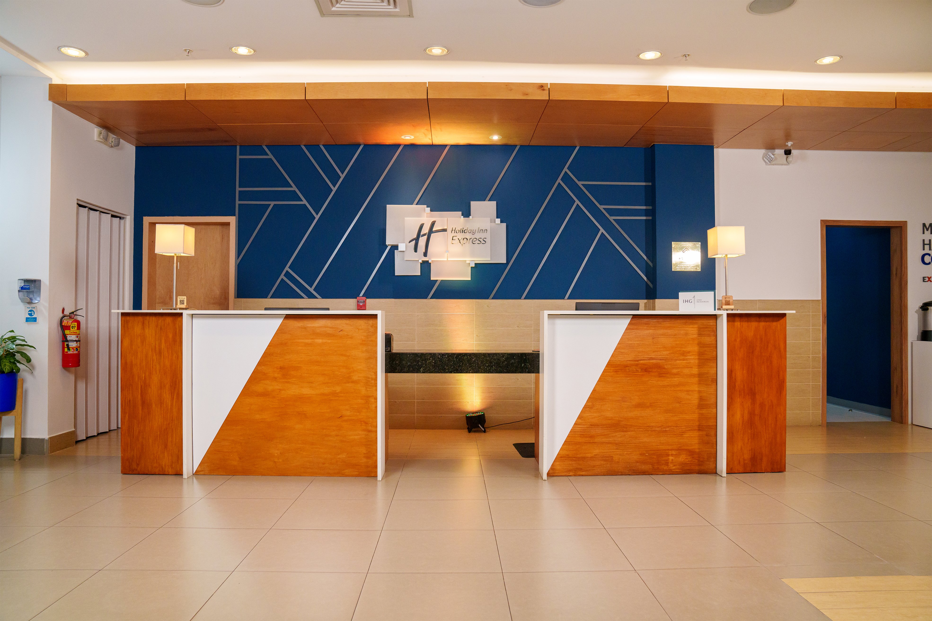 Holiday Inn Express Managua 7/75