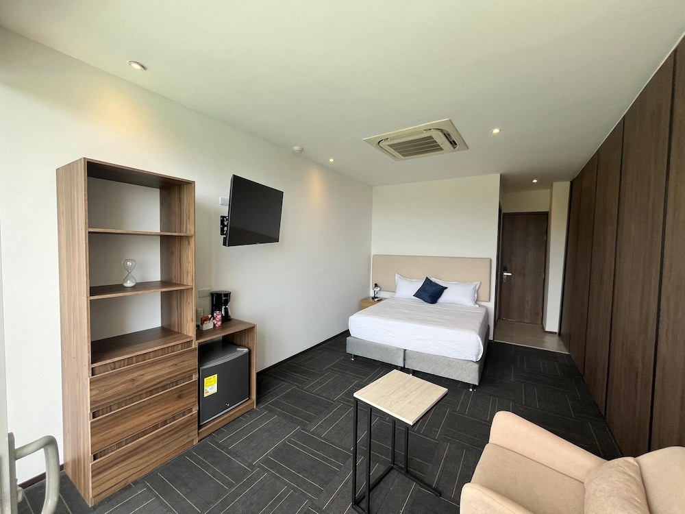 Hotel Explore Cano Dulce 15/35