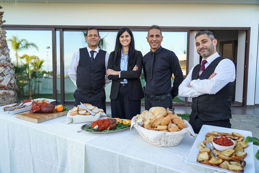 Luzia Agriresort 38/50