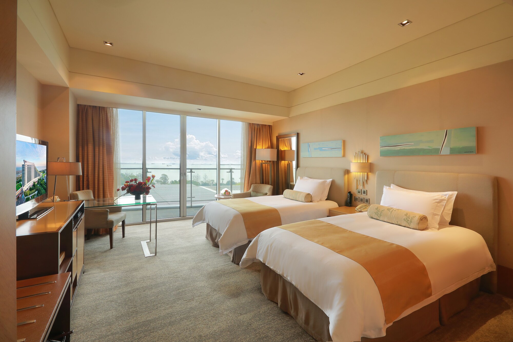 SUPERIOR SEAVIEW TWIN ROOM