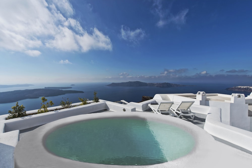 Ananda Suites 19/24
