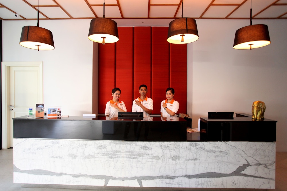 Helios Hotel Bone 9/48