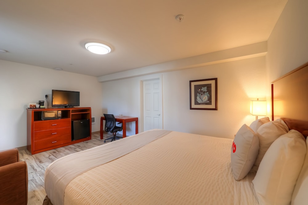 Newport Inn By OYO - Hwy 101 7/35