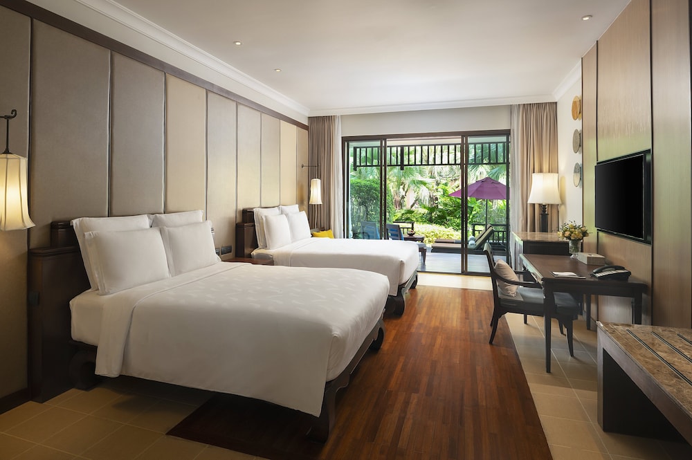 Room at Intercontinental Pattaya Resort, PATTAYA