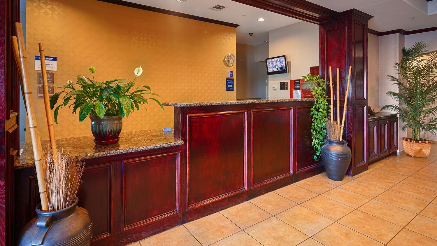 Best Western Lockhart Hotel & Suites 4/12