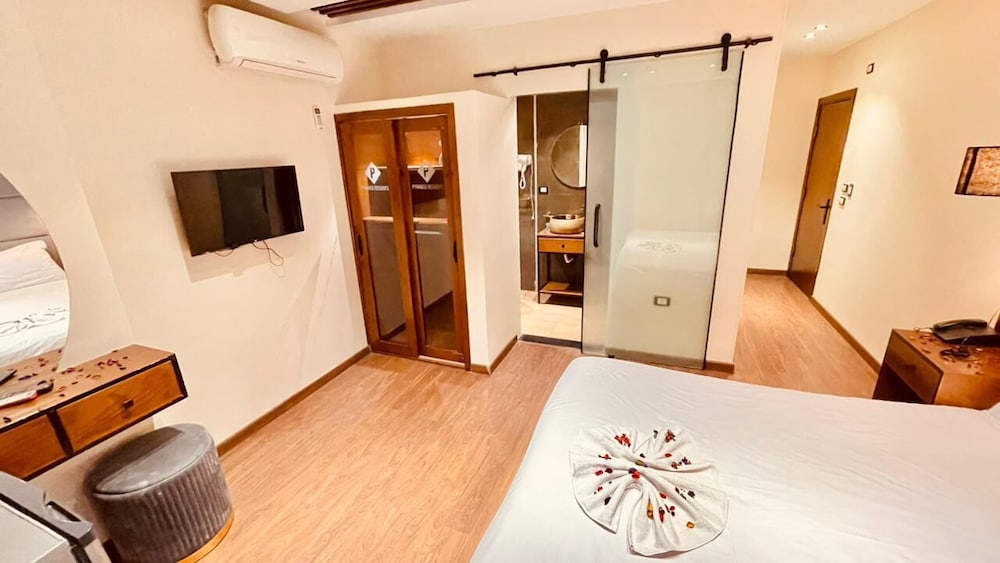 Pyramids Residence Guest House 10/50