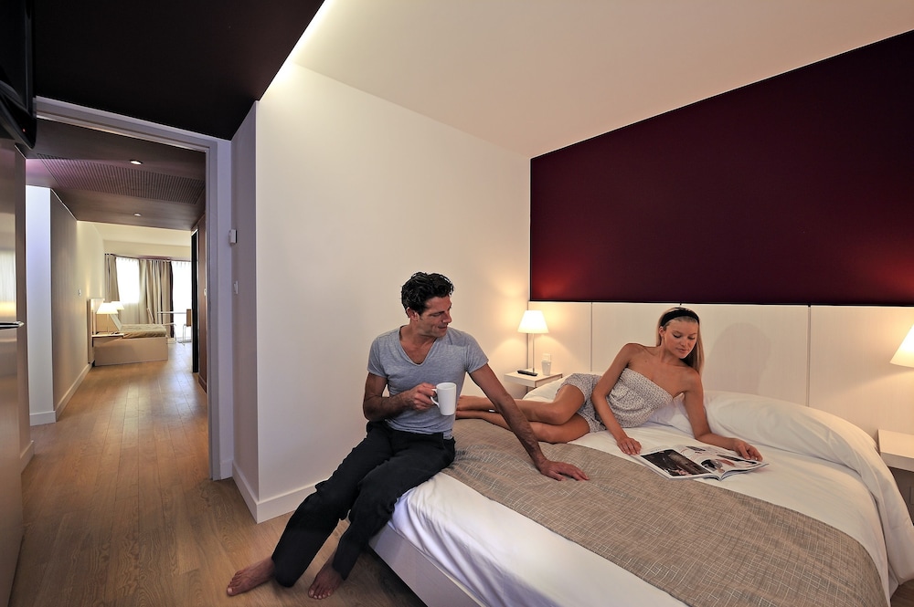 Residence Resideal Premium Cannes 12/42